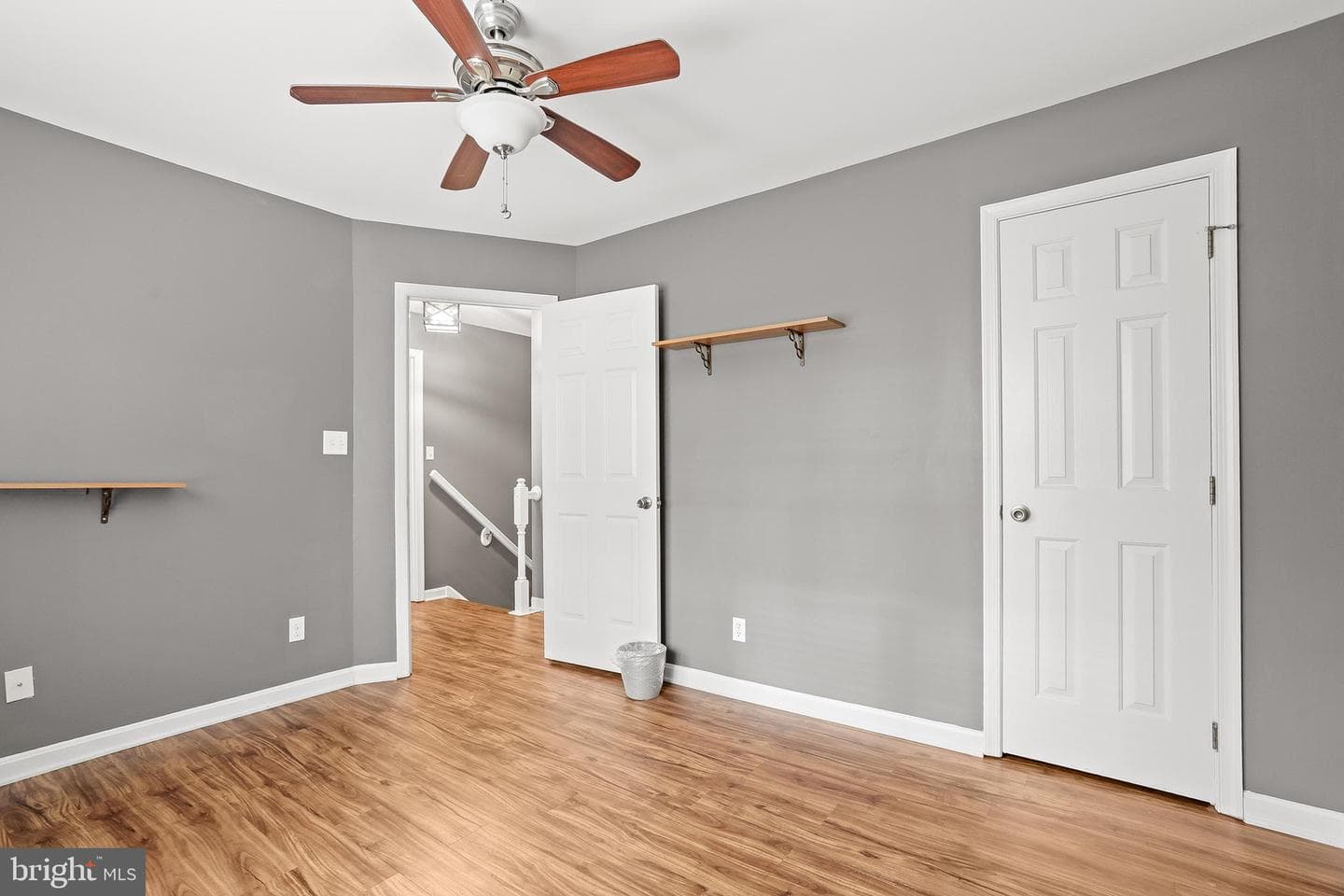 16 S Pointe Lane photo 28