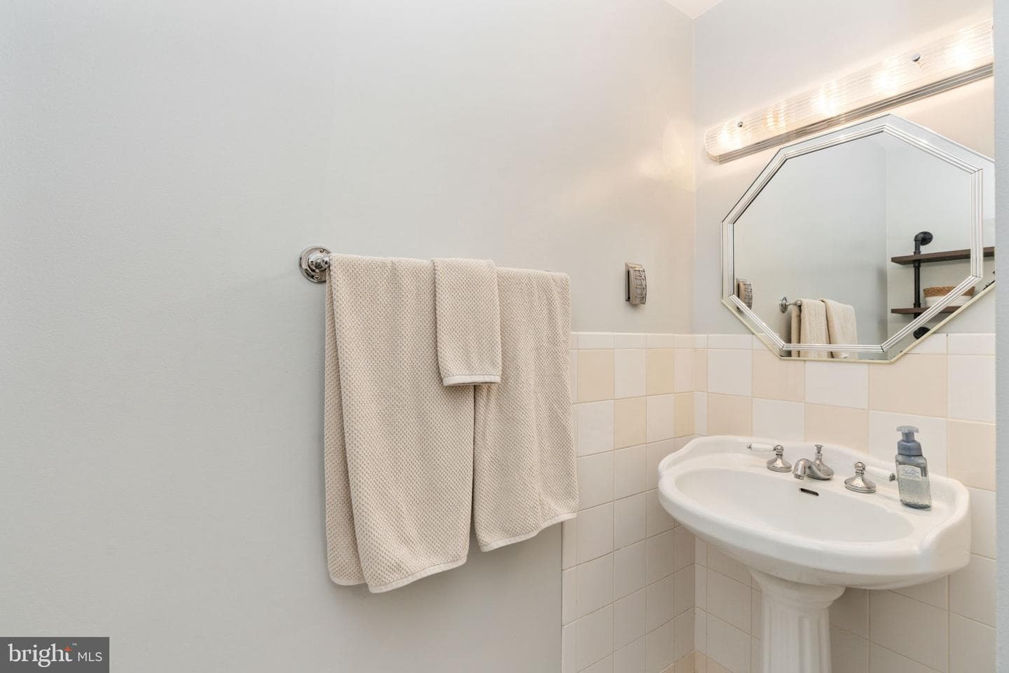 88 Green Acre Drive photo 53