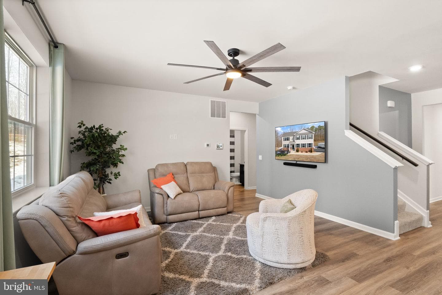 180 Pinewood Road photo 24
