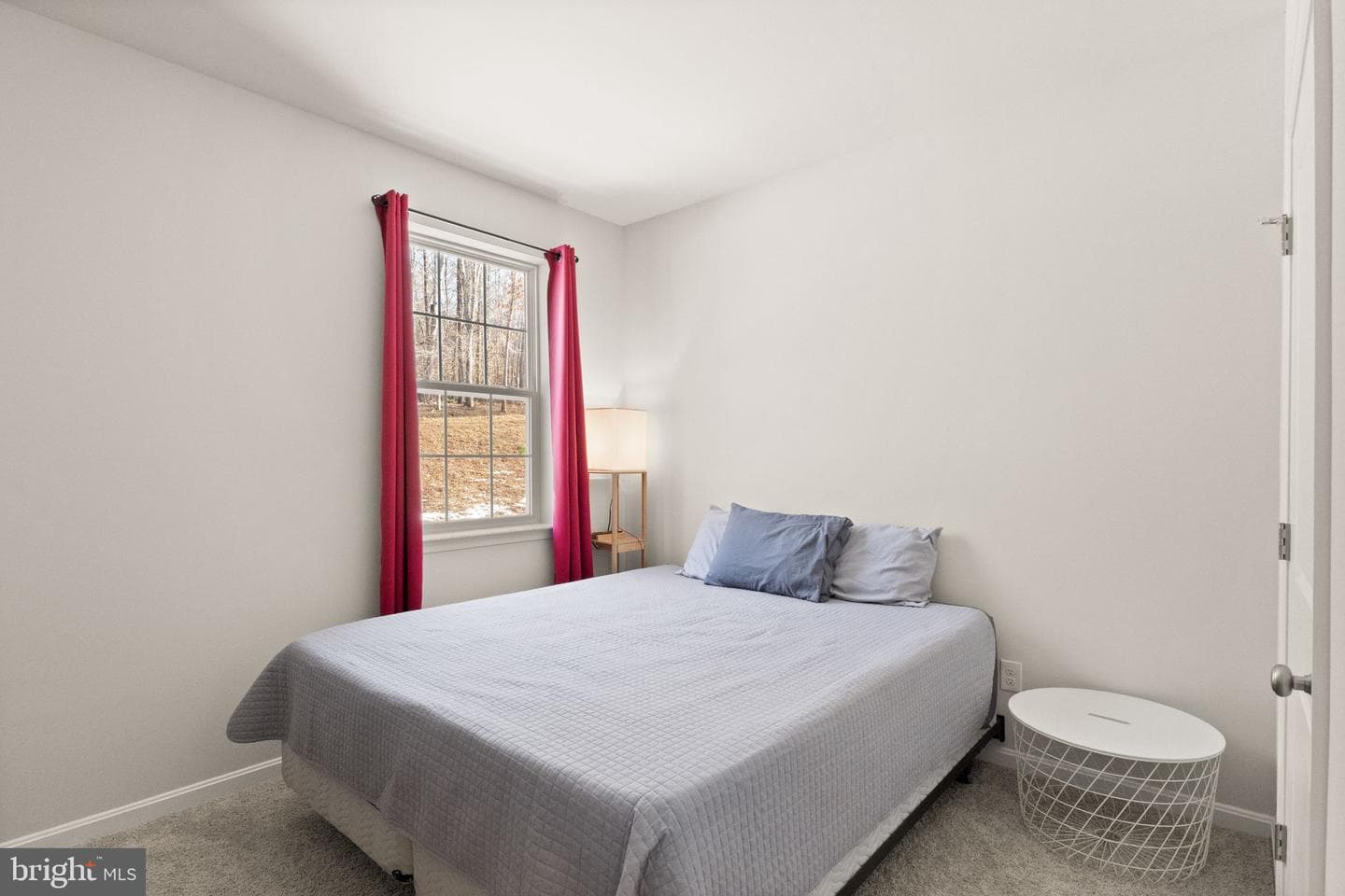 180 Pinewood Road photo 27
