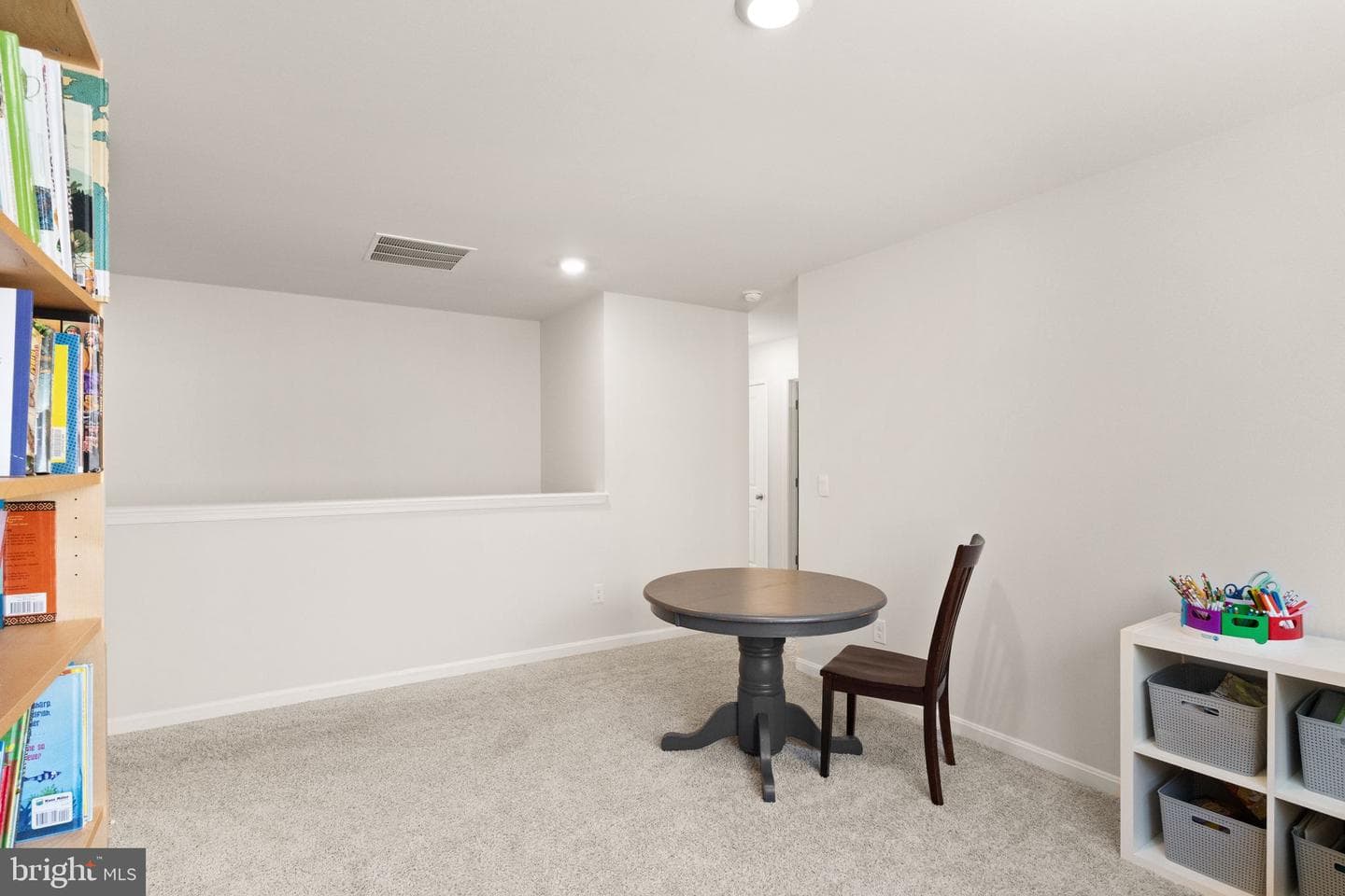 180 Pinewood Road photo 33