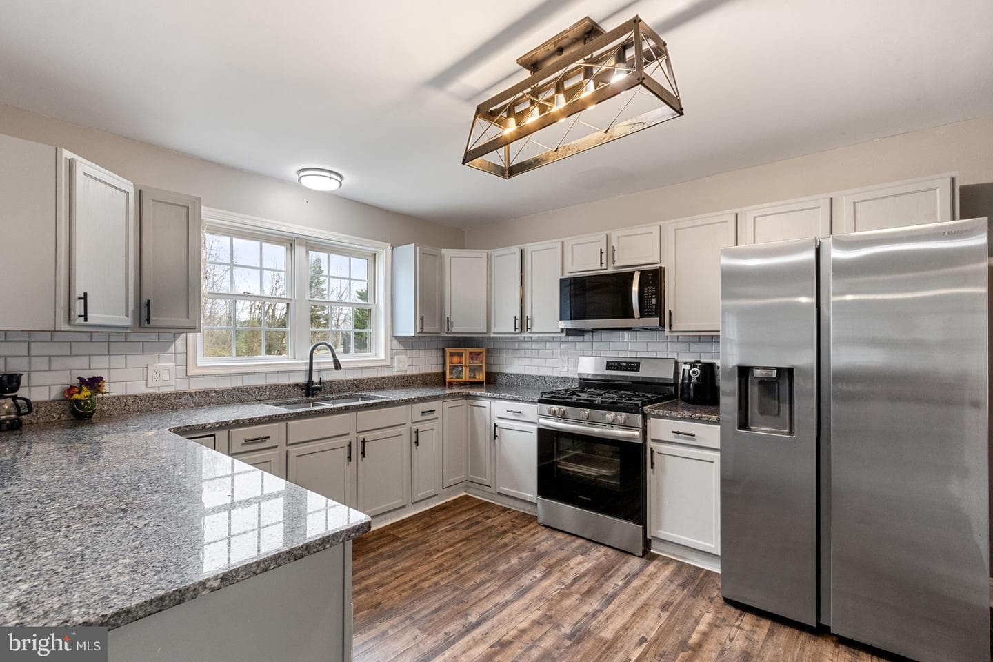 60 Portland Drive photo 13