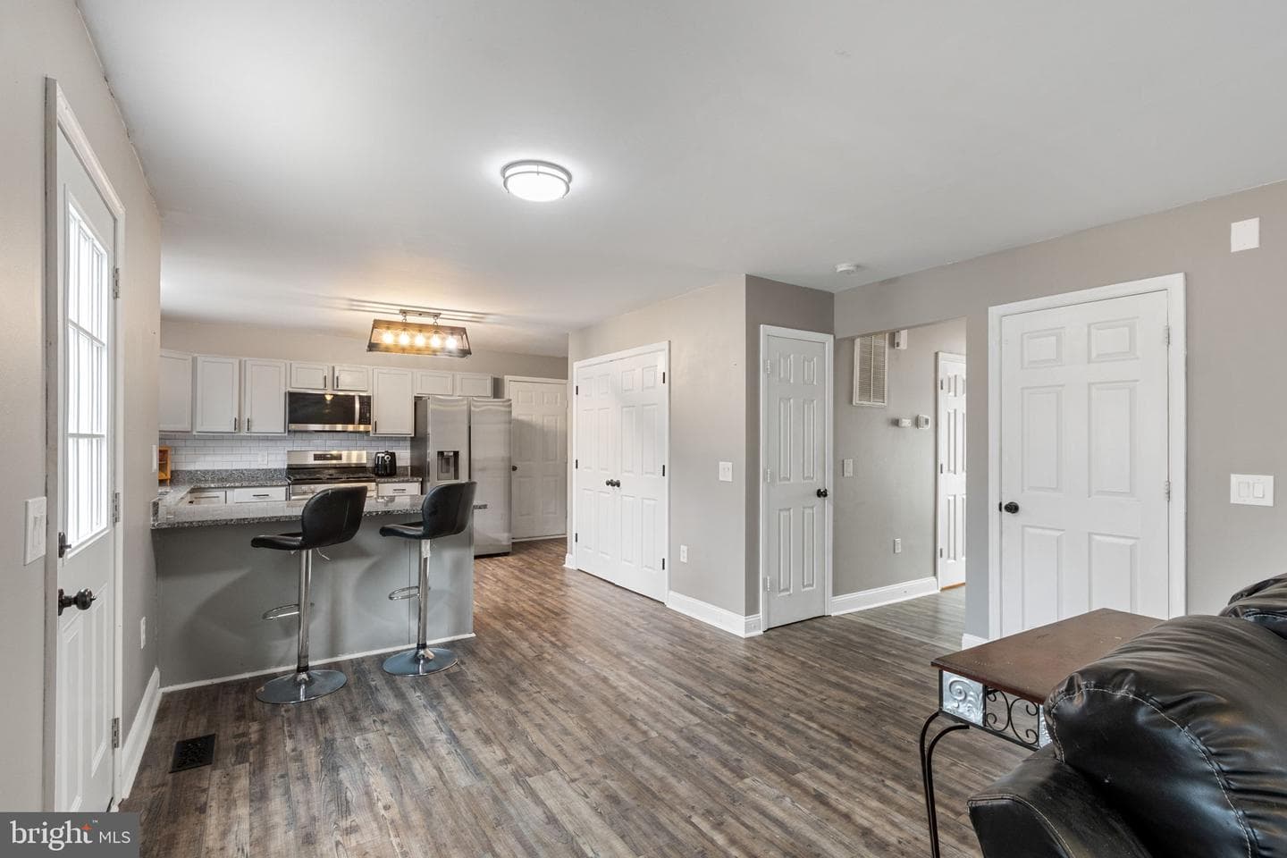 60 Portland Drive photo 18