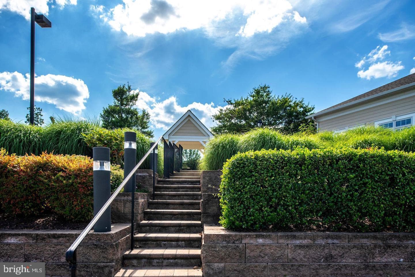 27 Hanover Court photo 22