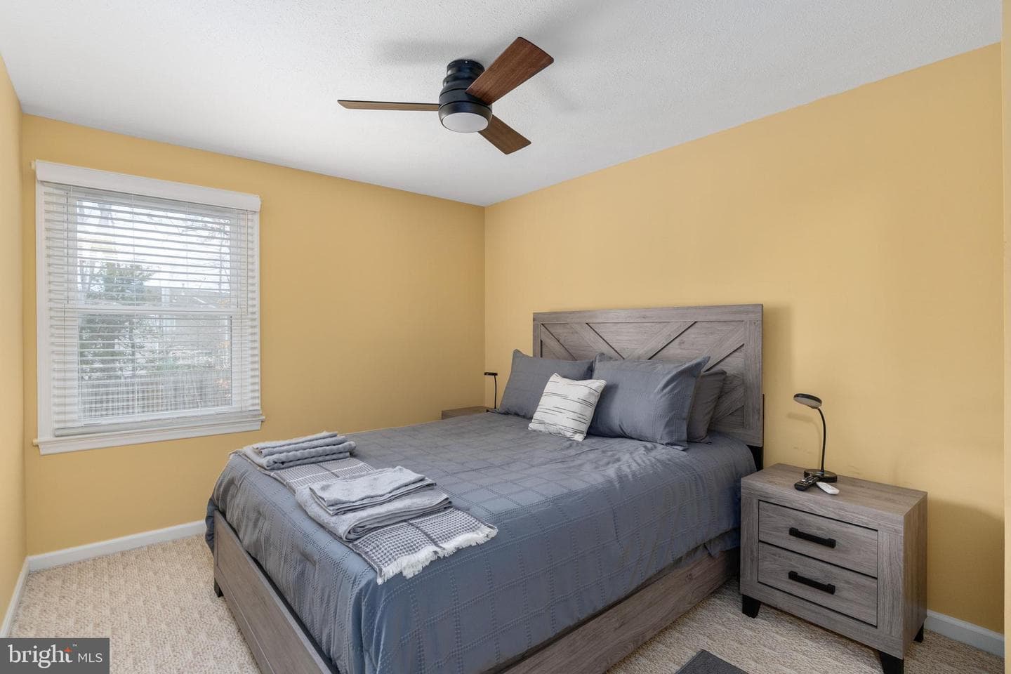 2018 Victoria Drive photo 25