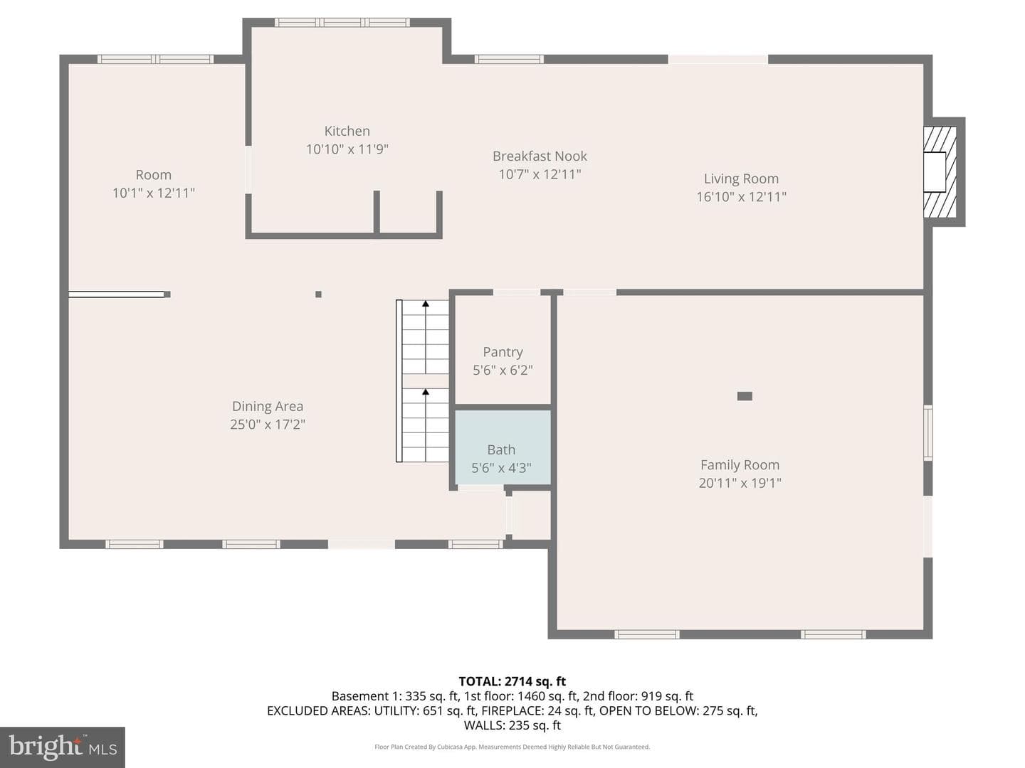 2018 Victoria Drive photo 4