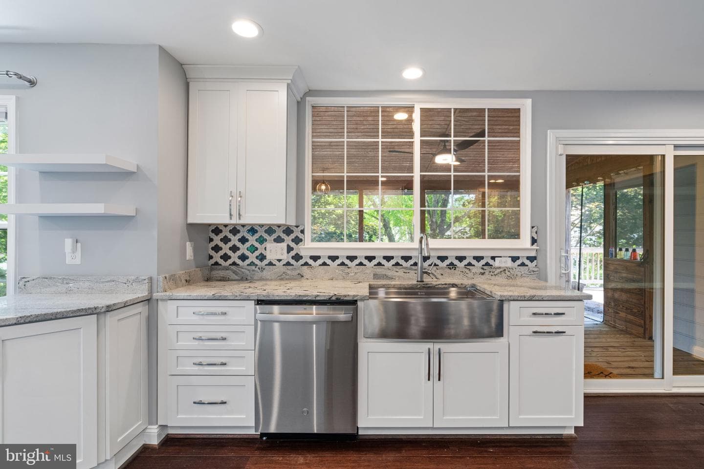 6 Sturbridge Lane photo 16