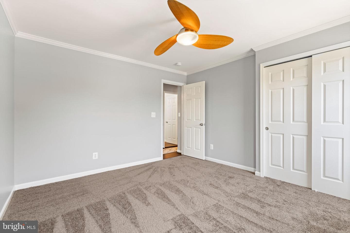 6 Sturbridge Lane photo 42