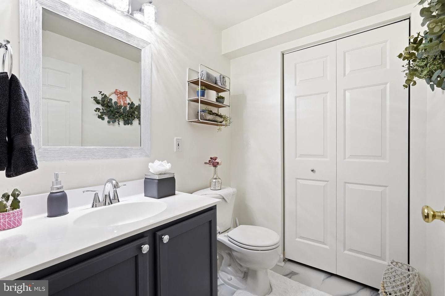 9 Silverthorn Court photo 32