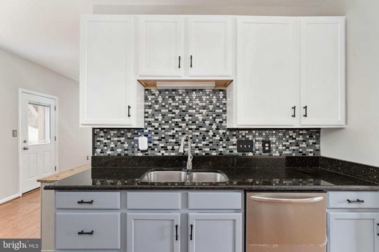 8 River Oak Drive photo 25