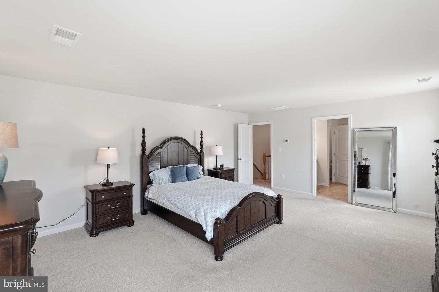 16 White Chapel Lane photo 22