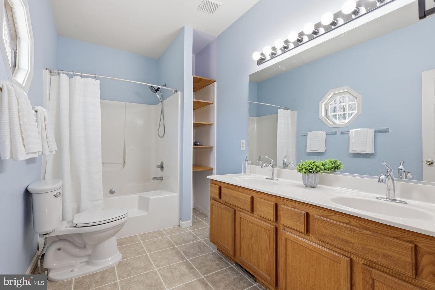 7 Viking Lane photo 15