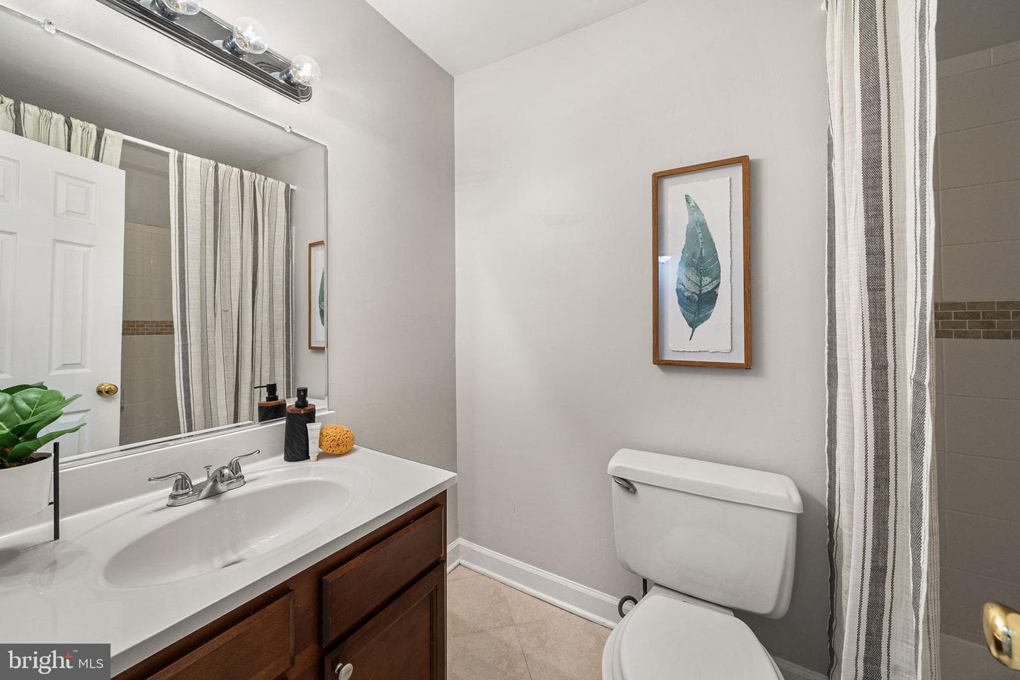 1127 James Madison Circle photo 42