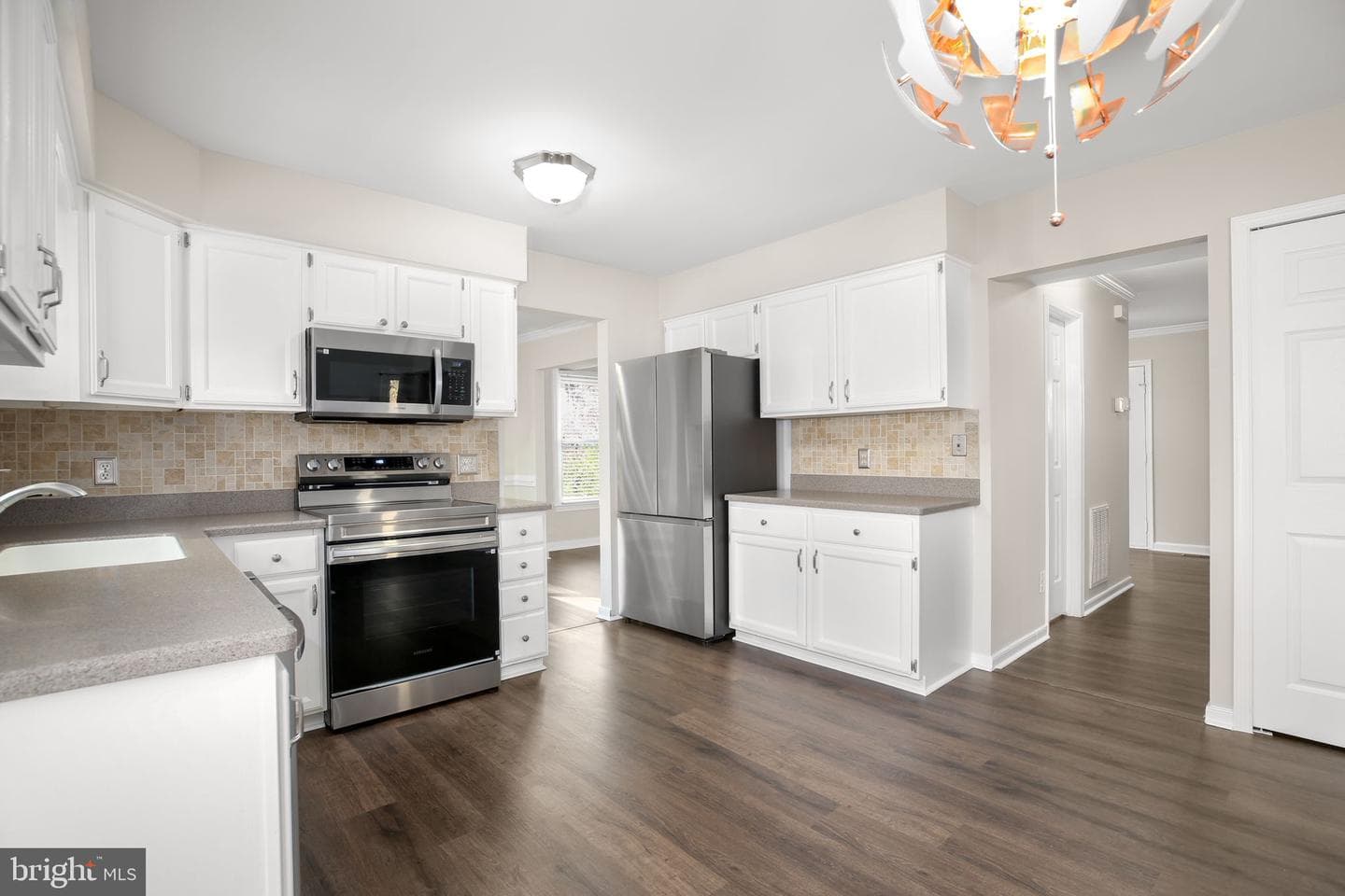 21 Drake Street photo 10