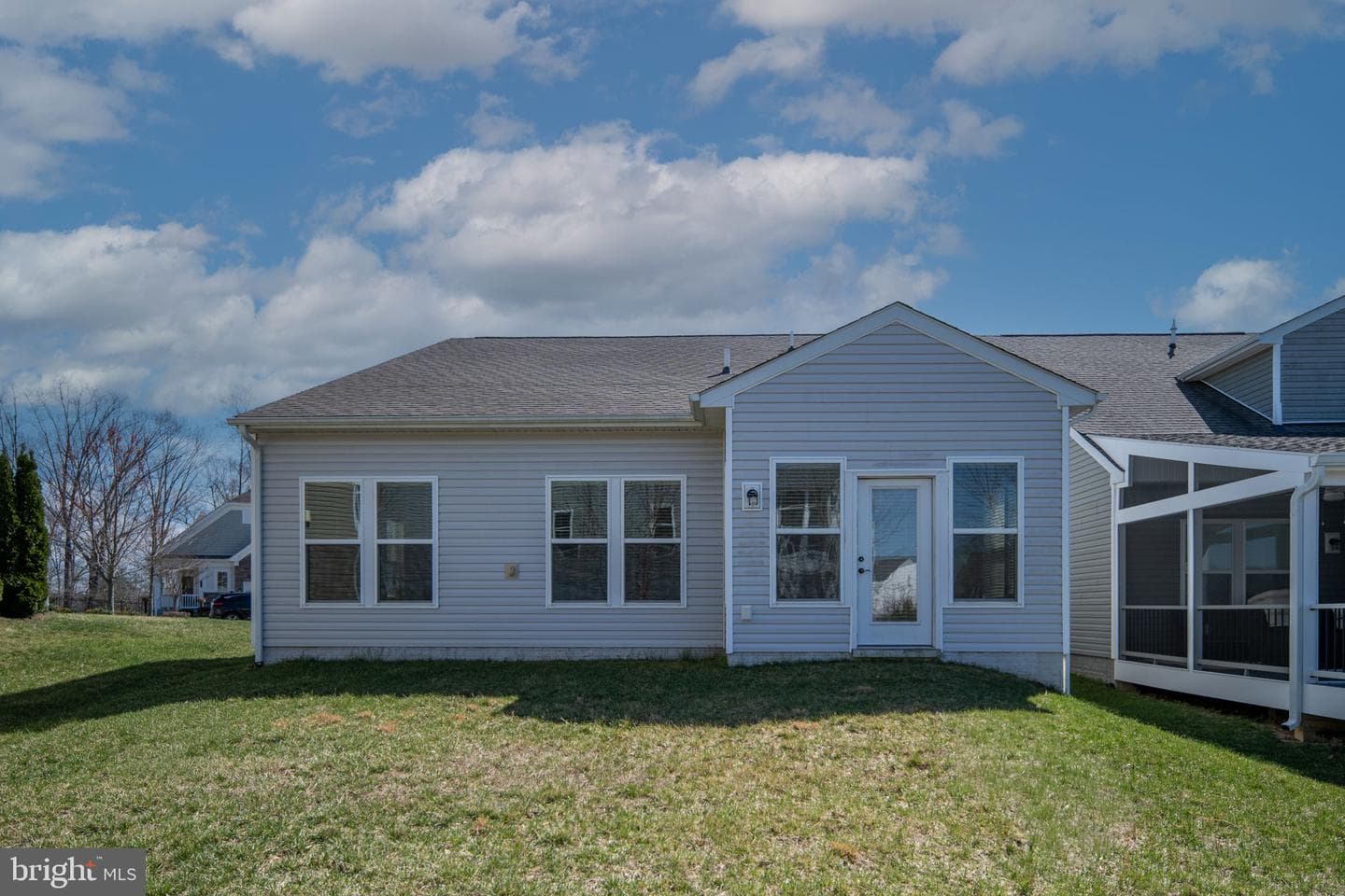 196 Denison Street photo 46