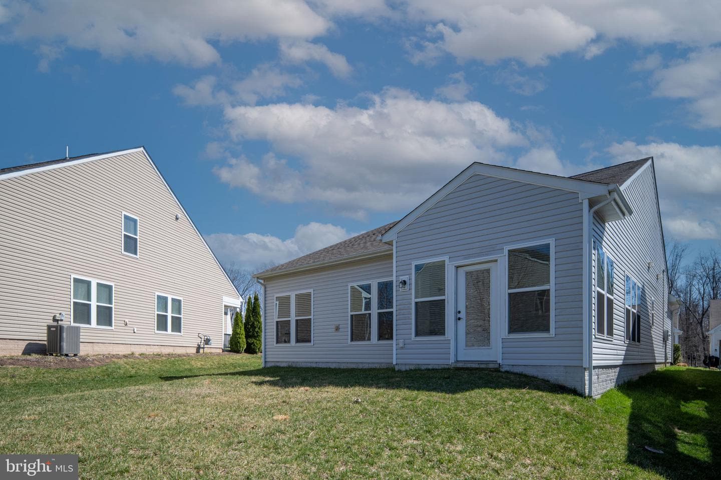 196 Denison Street photo 47