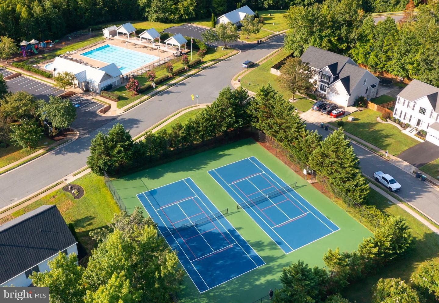 5 Basket Court photo 6