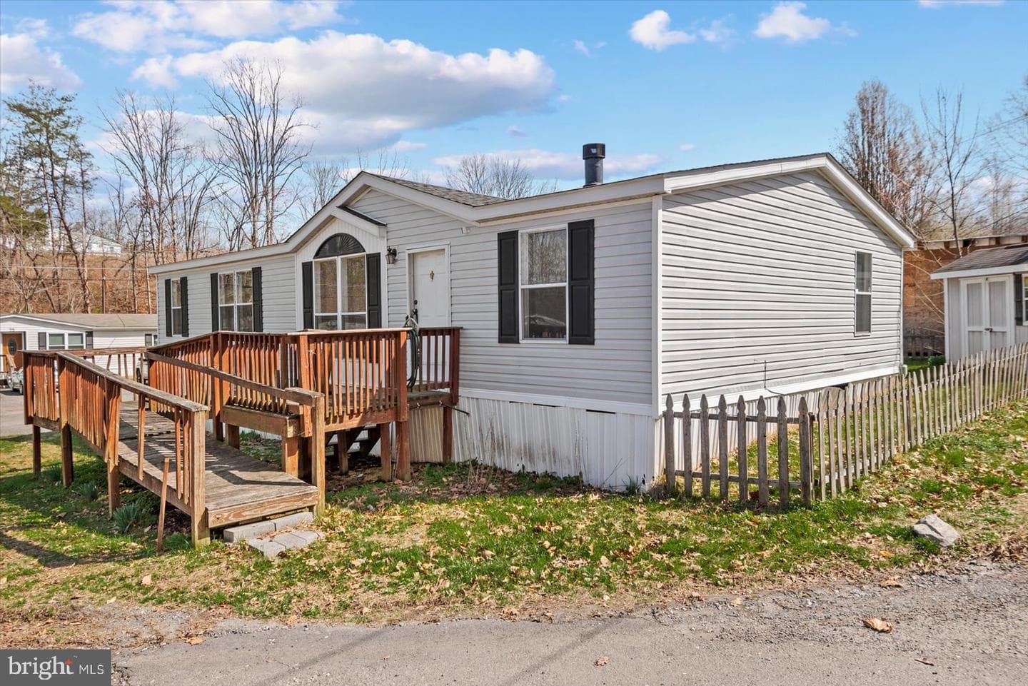 22 Clearview Ln photo 3