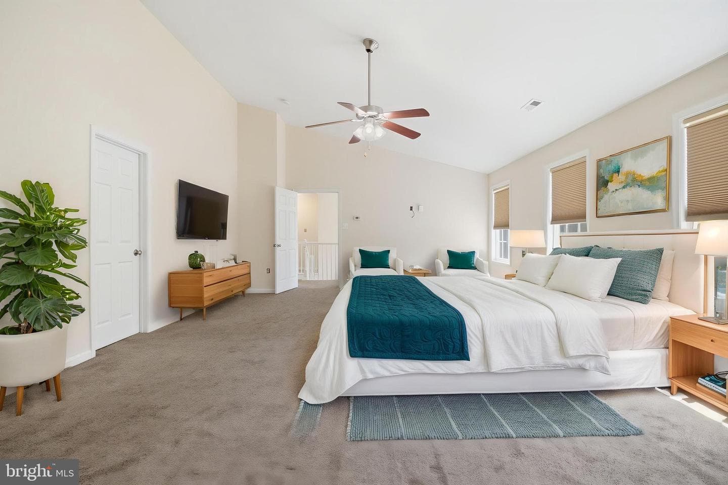 950 Grouse Pointe Drive photo 4