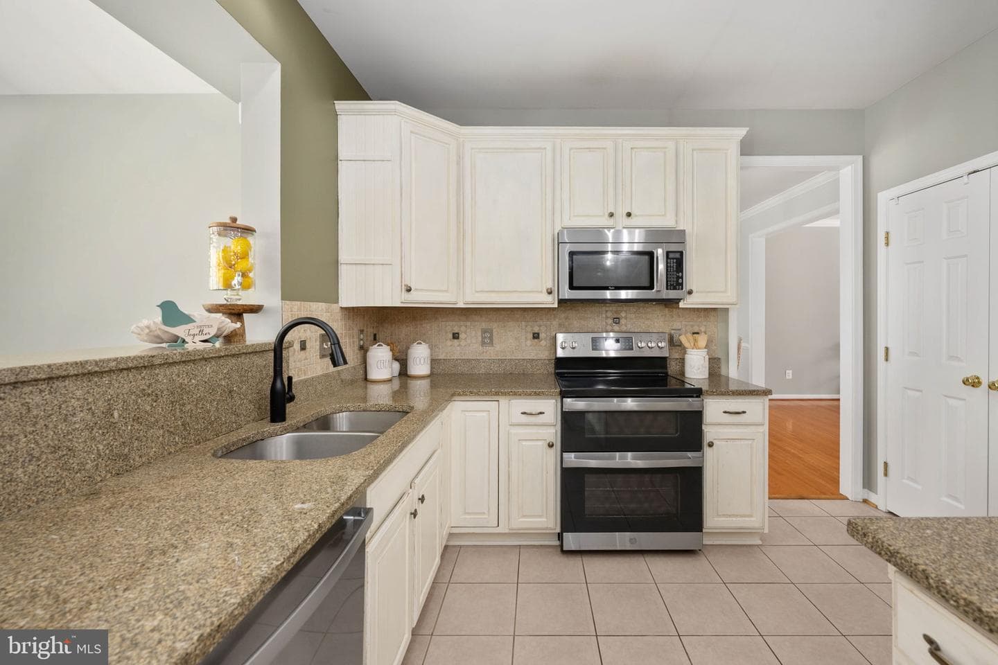 30 Nugent Drive photo 23