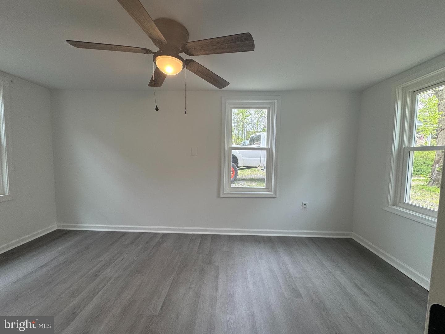 243 Cambridge Street photo 8