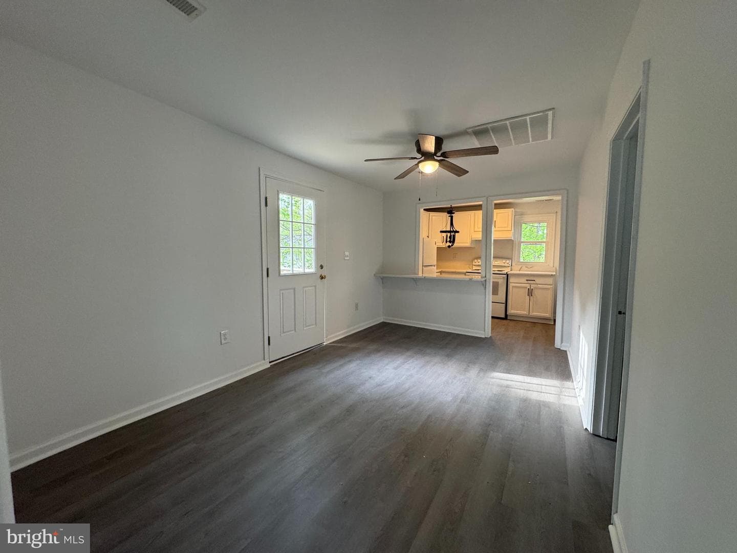 243 Cambridge Street photo 9