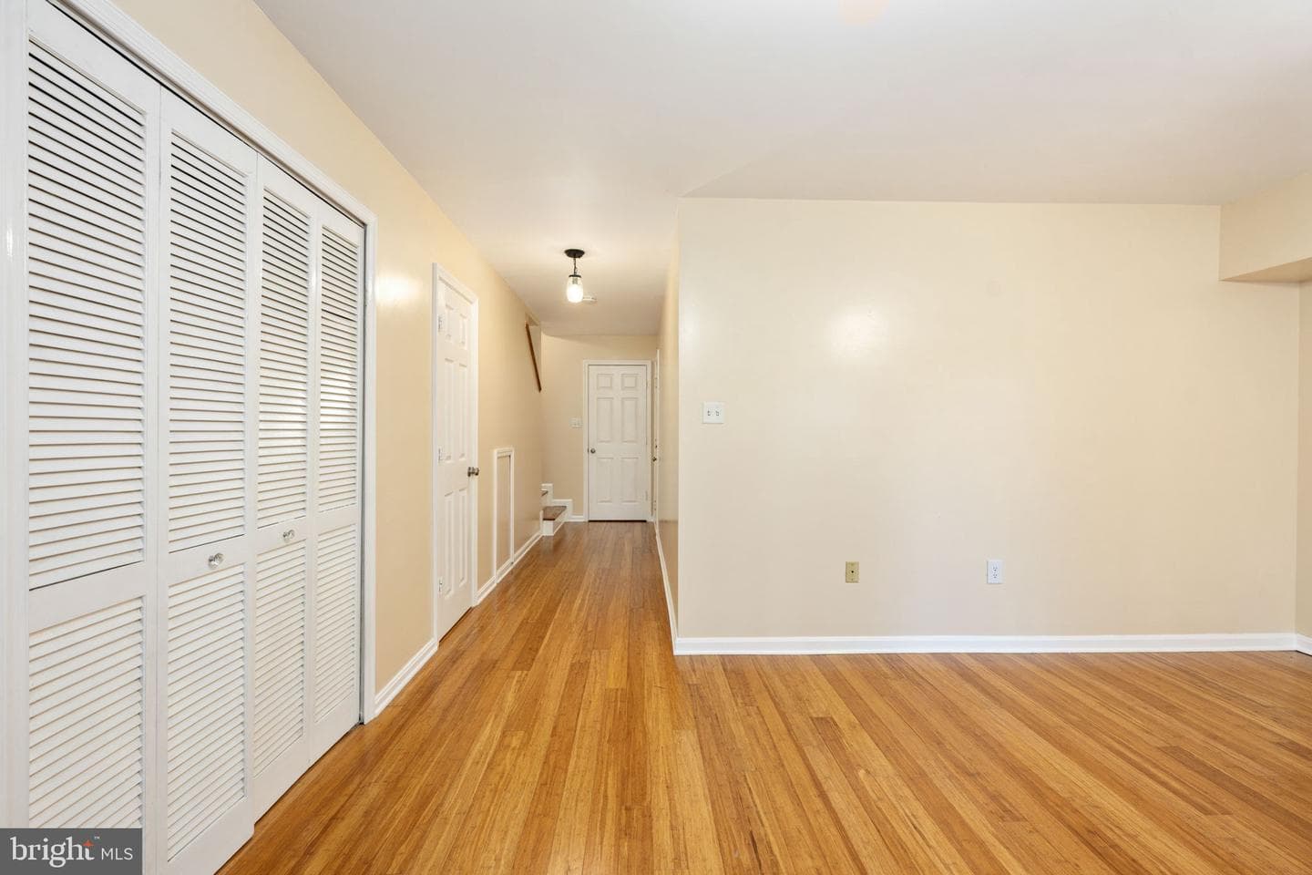 207 Knollwood Court photo 53