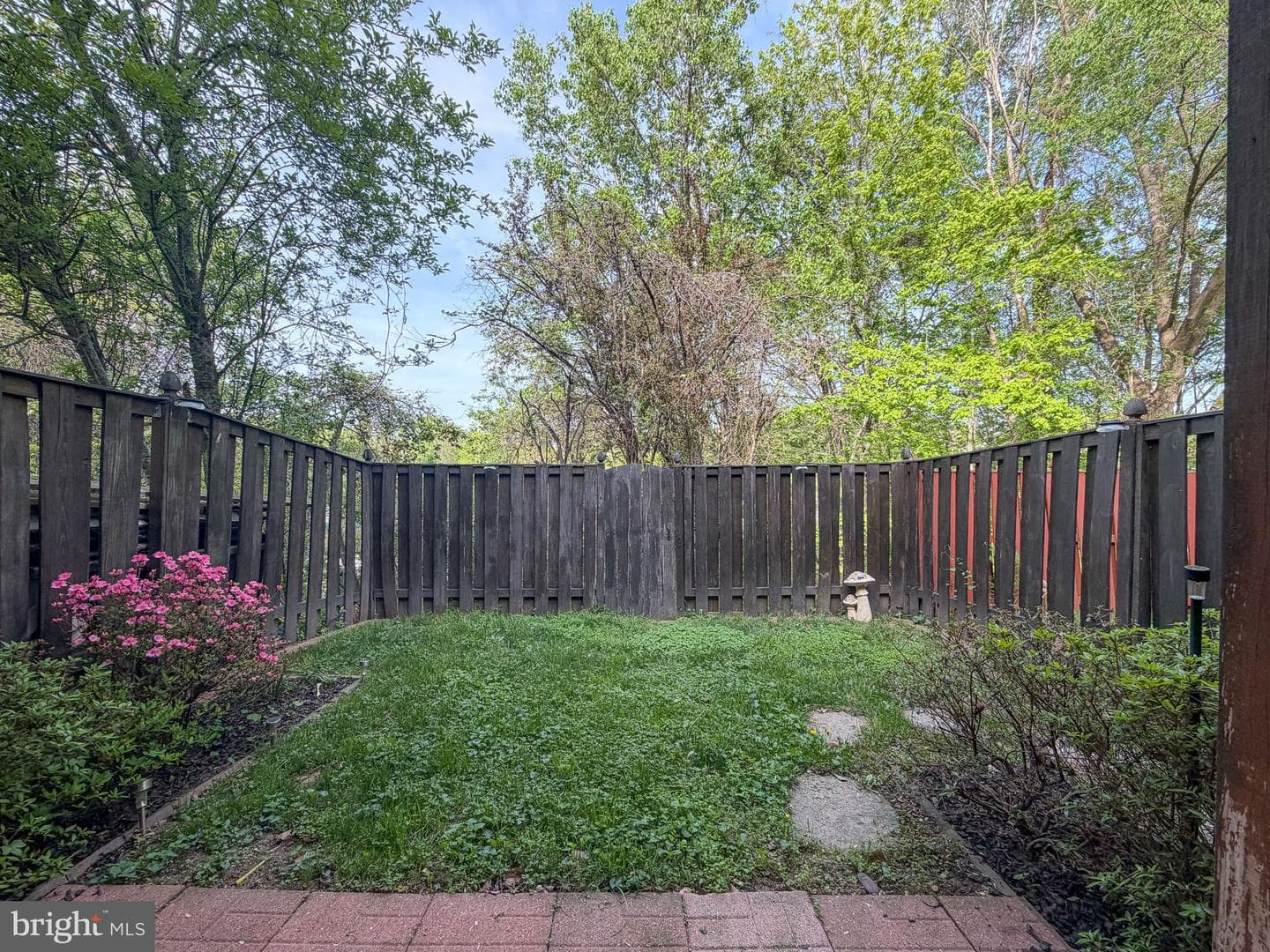 207 Knollwood Court photo 60