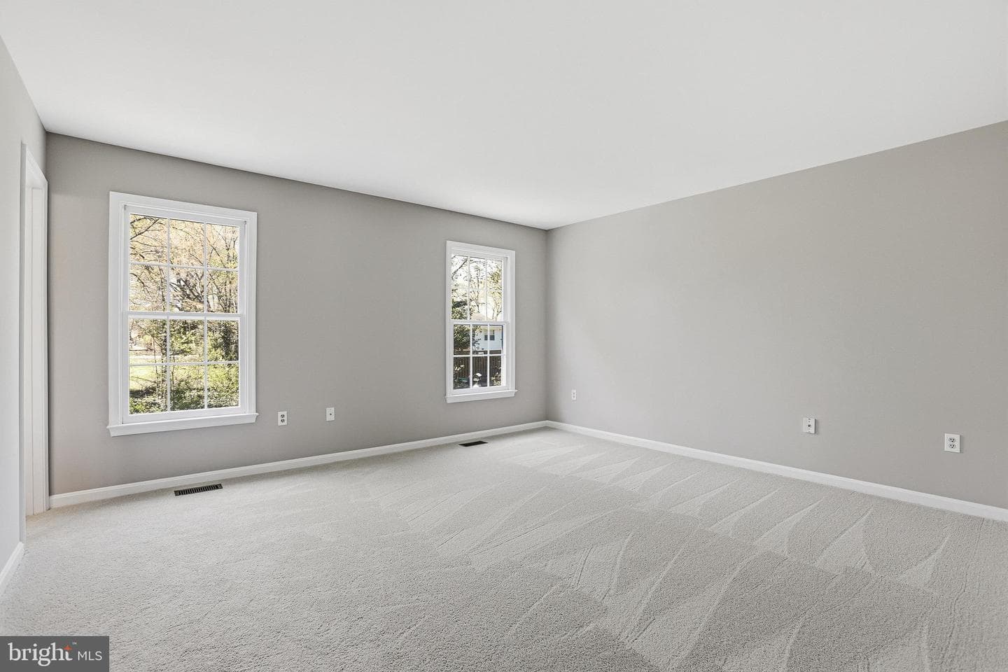 6 Lord Fairfax Drive photo 16