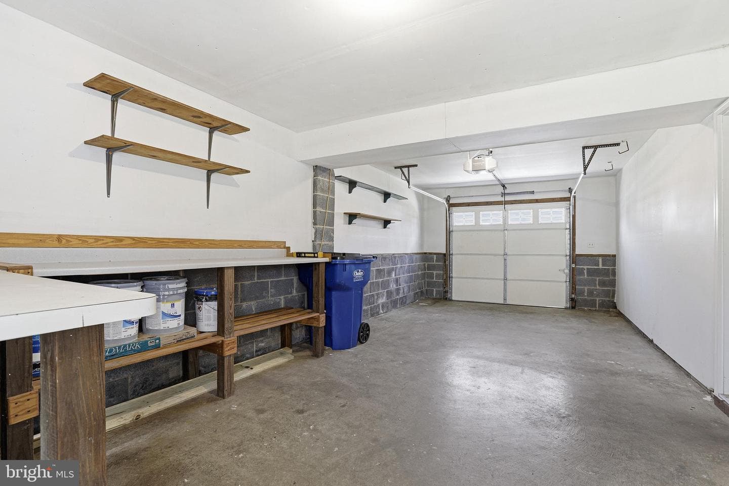 6 Lord Fairfax Drive photo 31