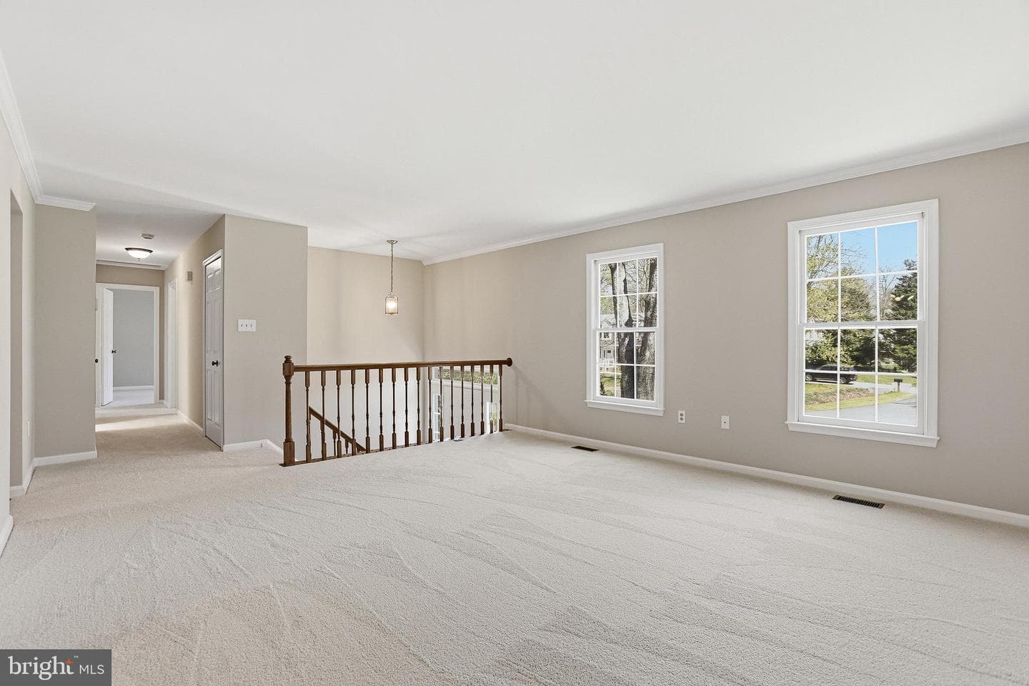 6 Lord Fairfax Drive photo 9