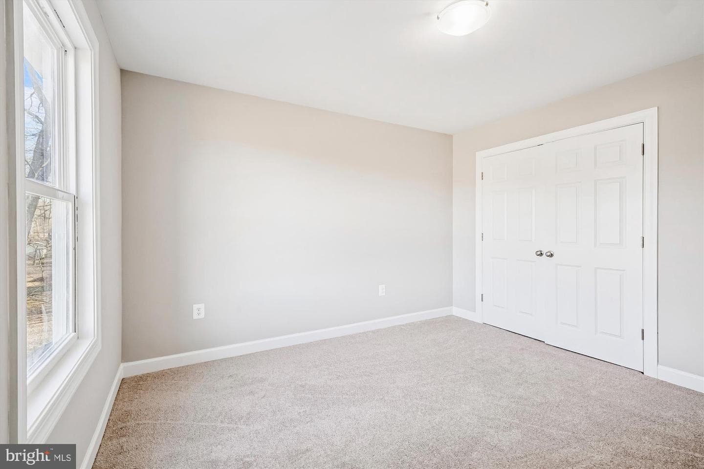 292 Colebrook Road photo 40