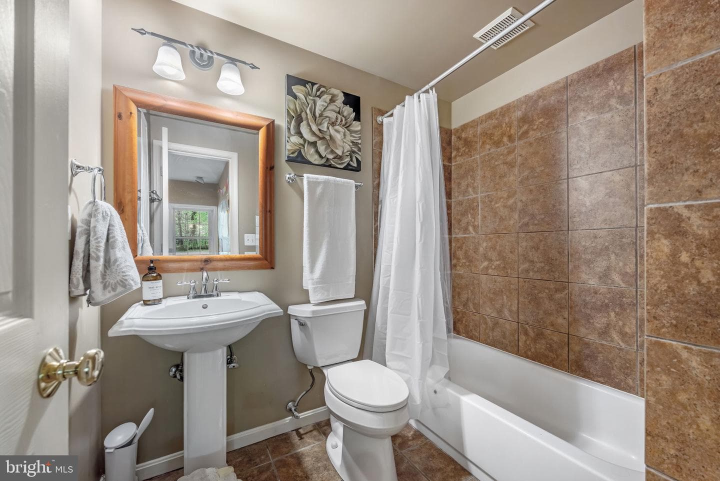 131 Brush Everard Court photo 40