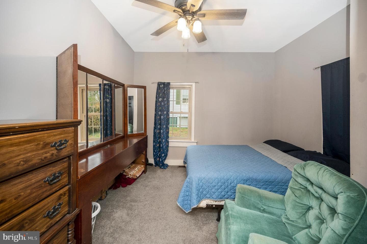 111 Forbes Street photo 29