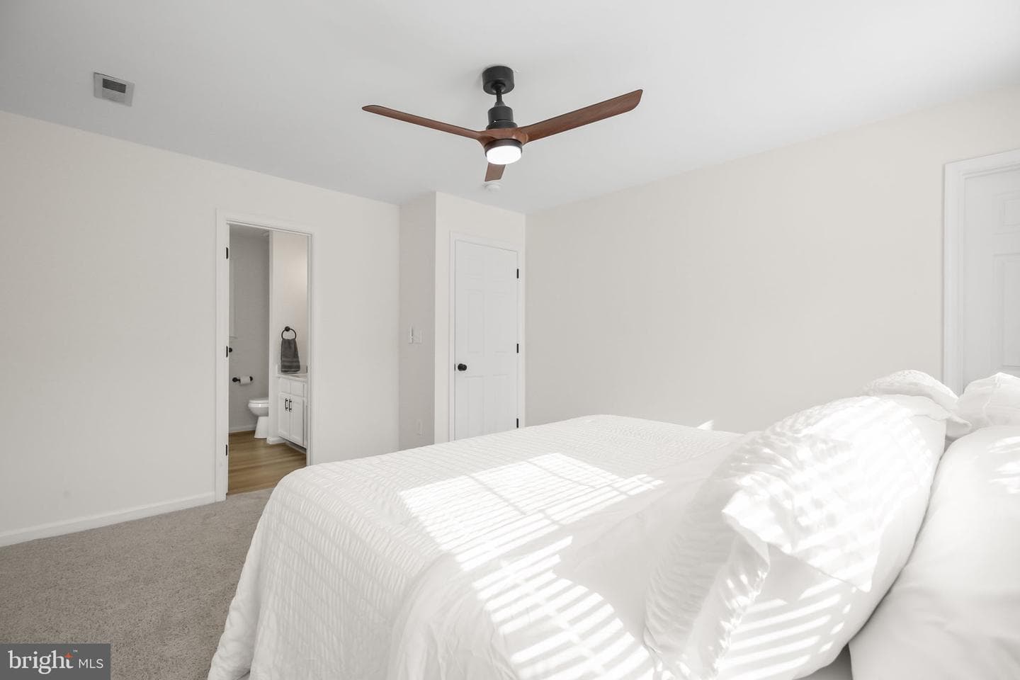 36 Amelia Court photo 17