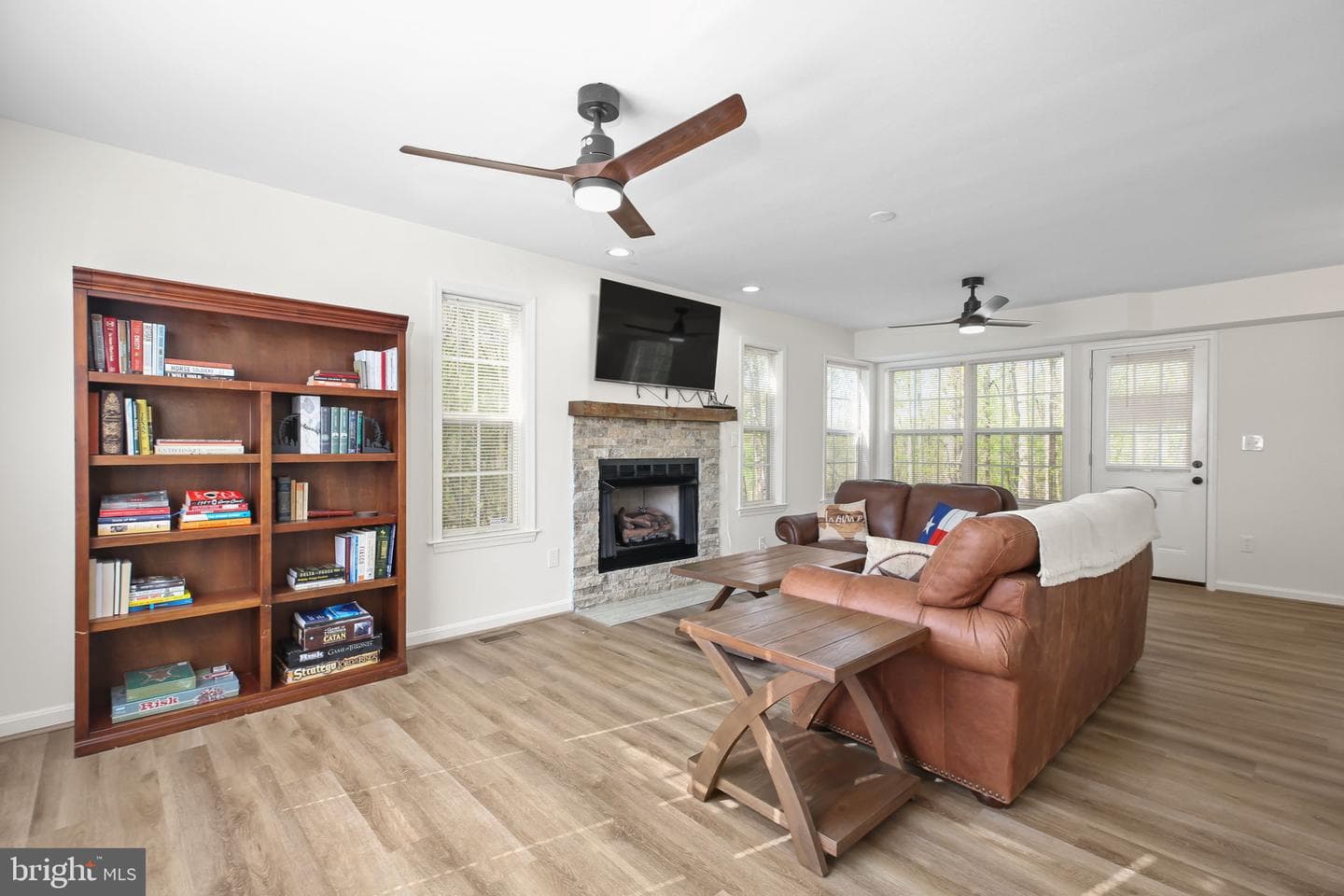 36 Amelia Court photo 3