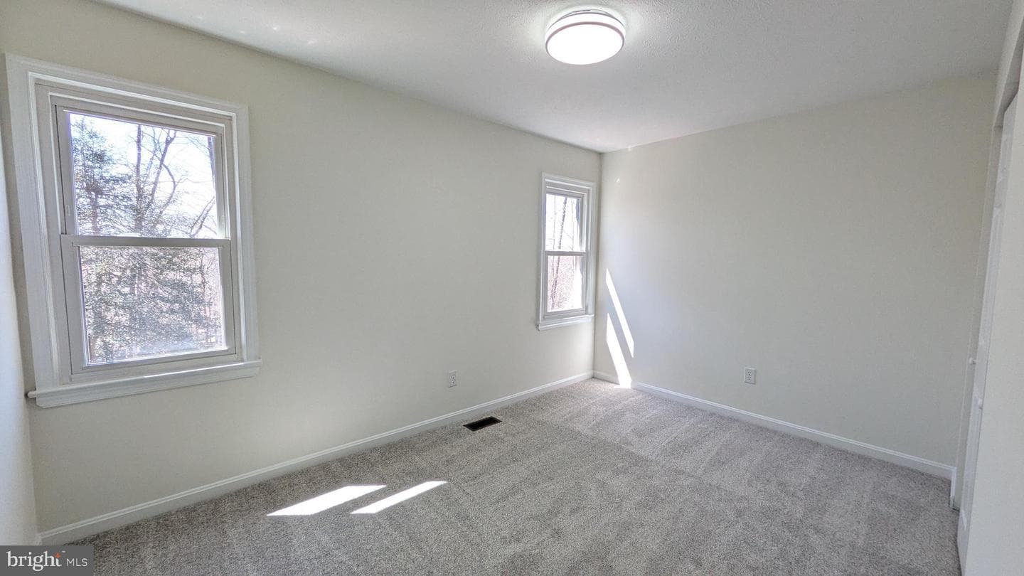 205 Admiral Cove photo 21