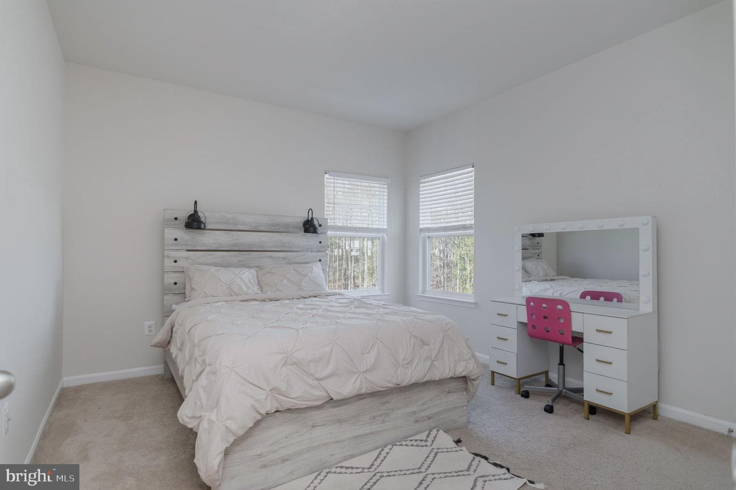 457 Gladiola Way photo 29