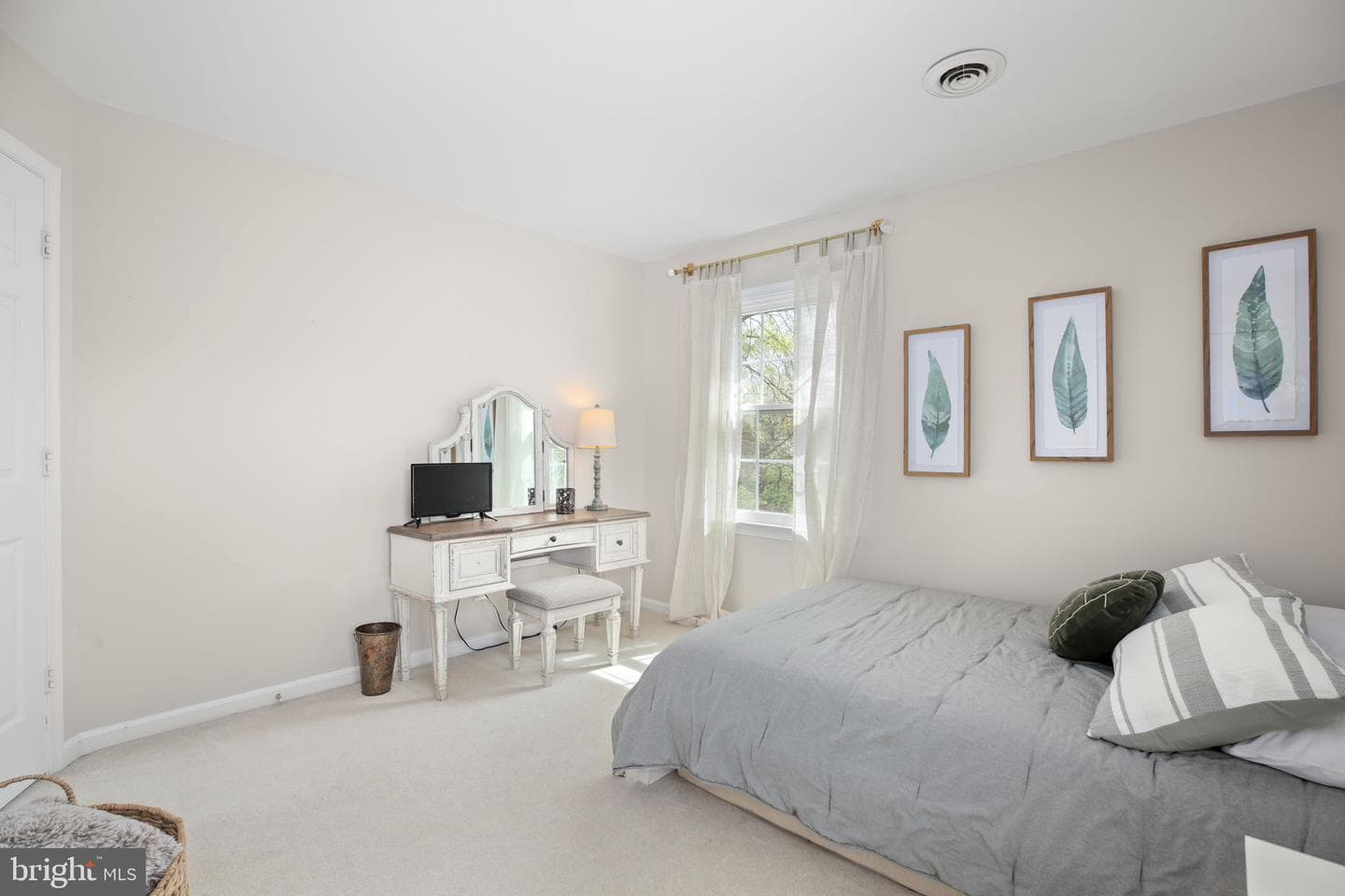1111 Richmond Drive photo 48