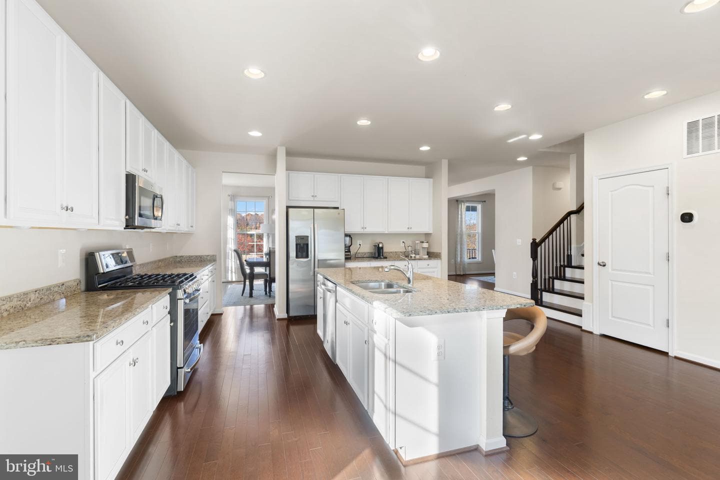 220 Almond Drive photo 11