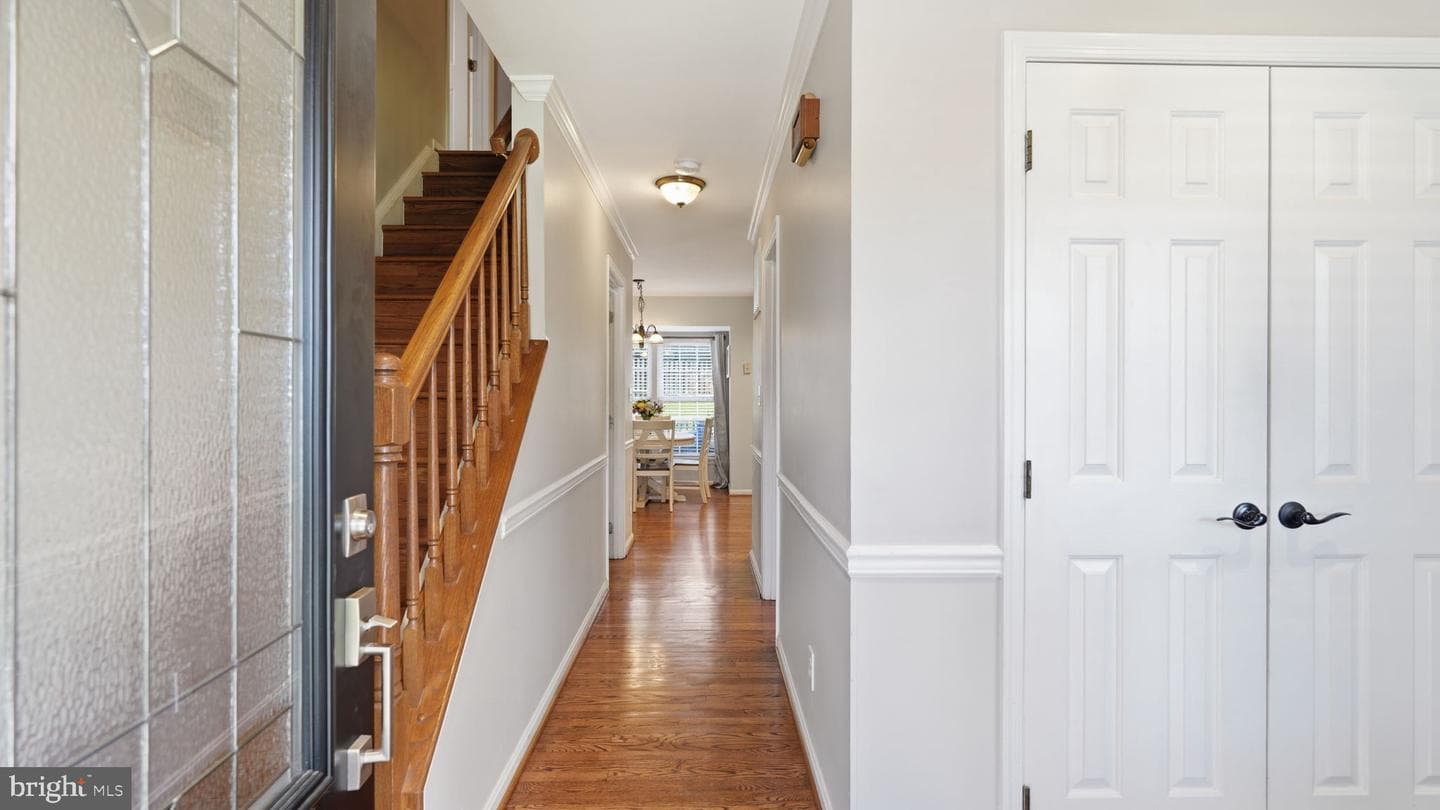 4 Exeter Lane photo 5