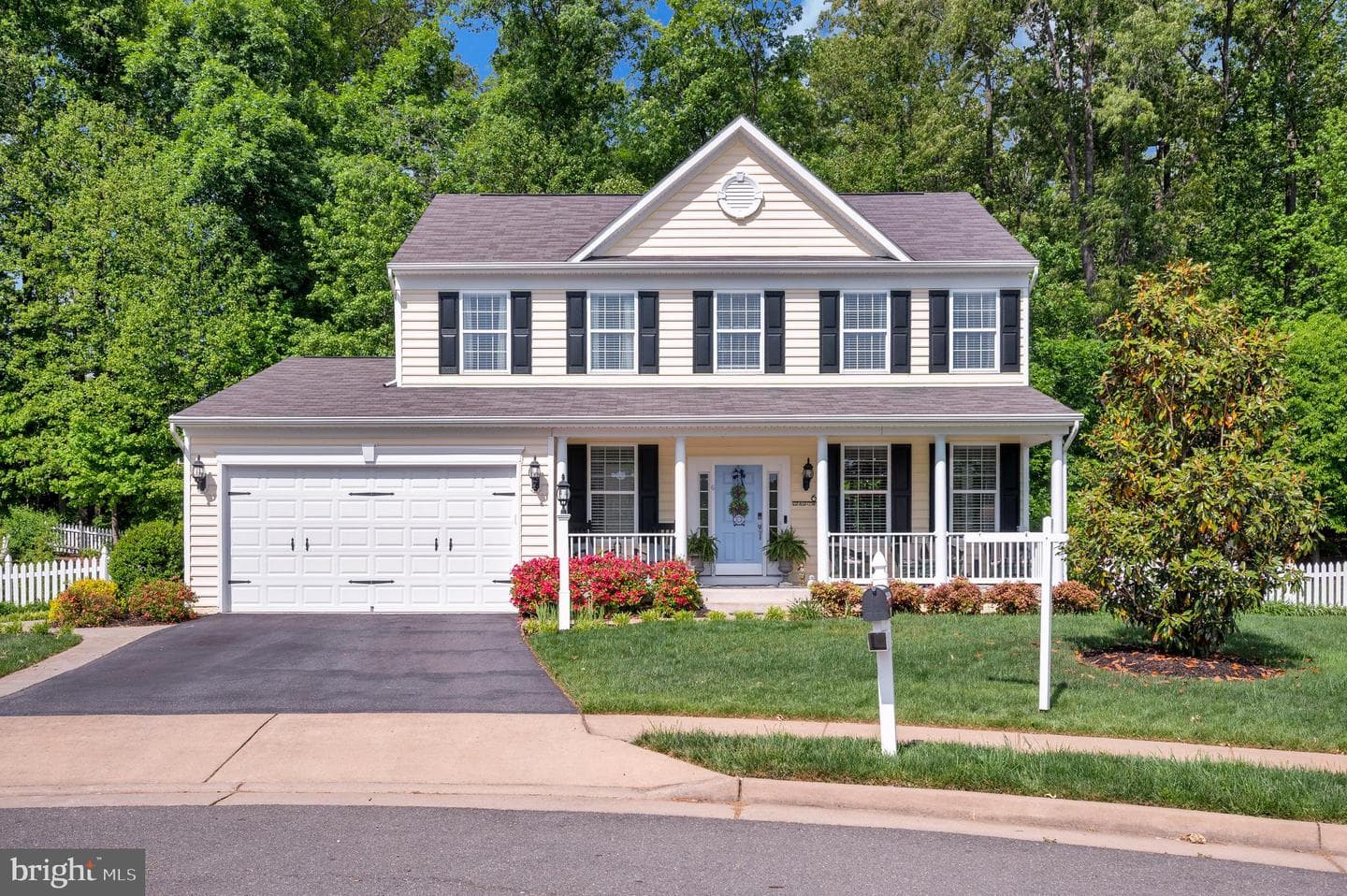 6 Glen Allen Court photo 2