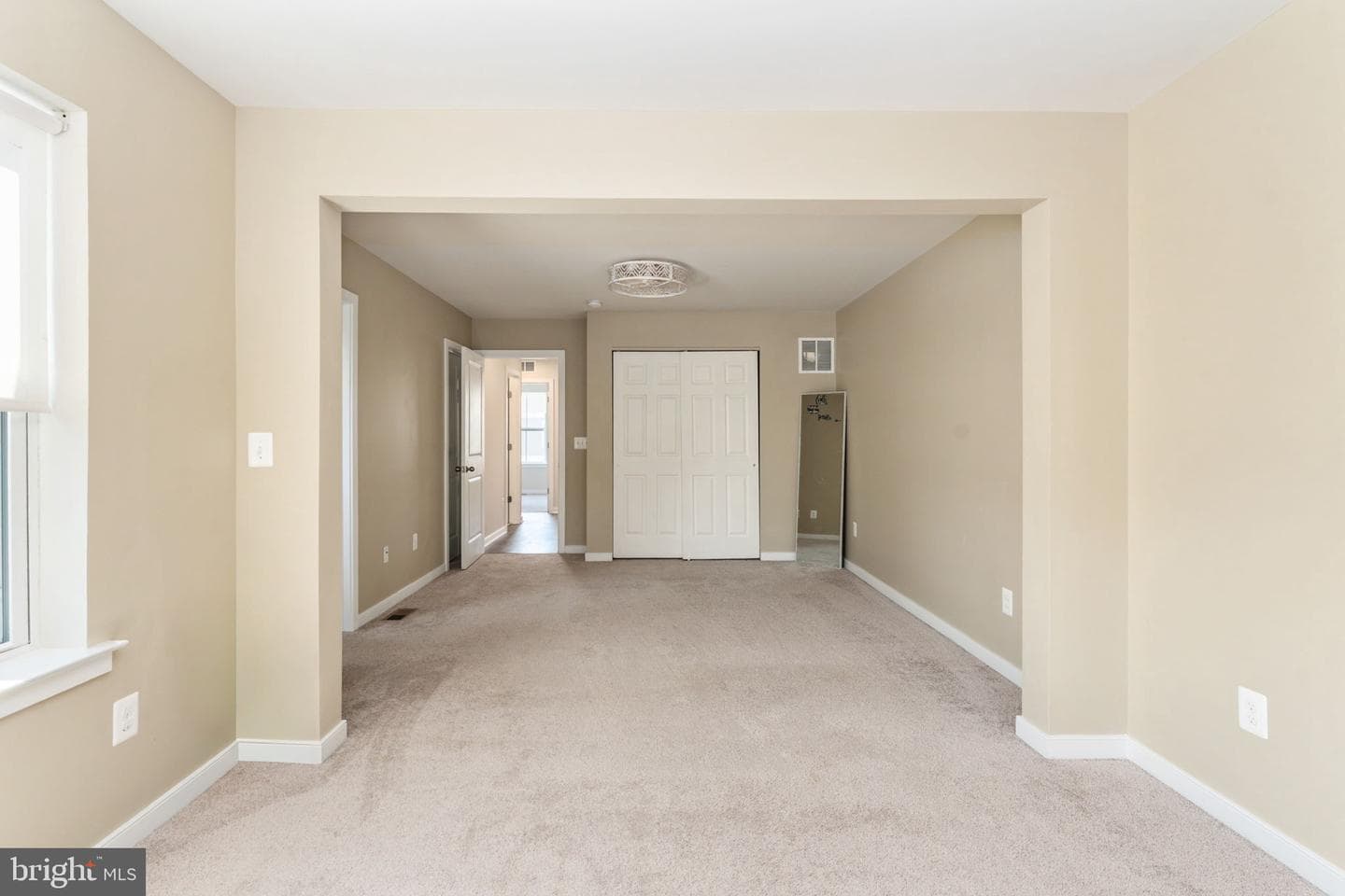 424 Honeyberry Lane photo 34