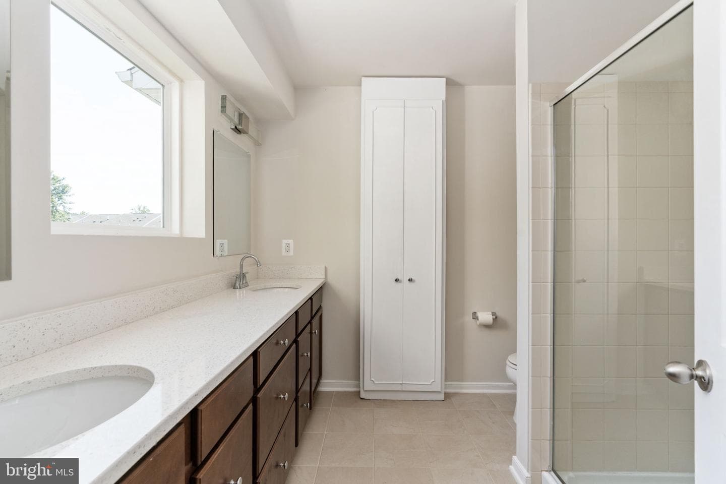 424 Honeyberry Lane photo 35