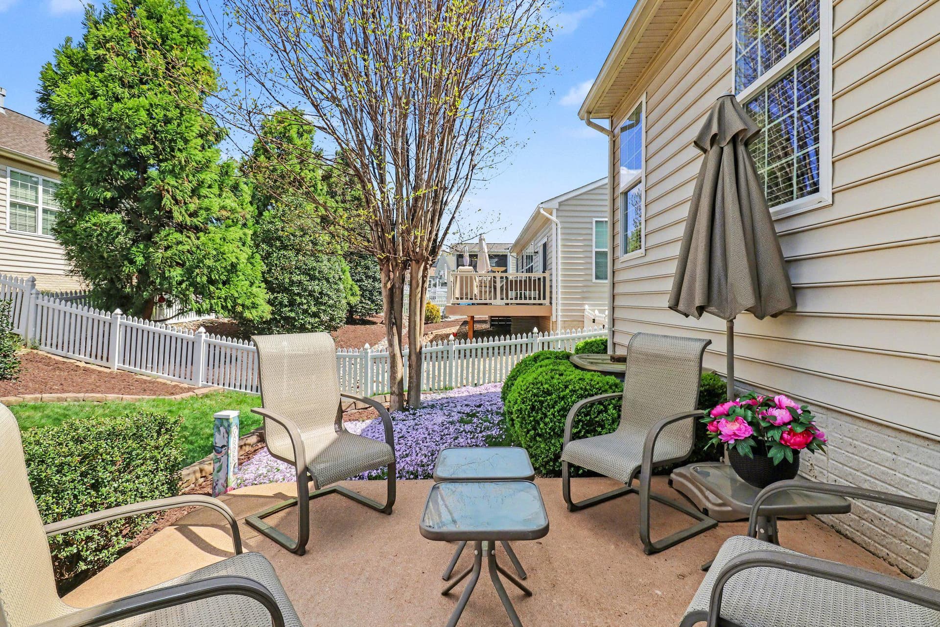 1 Dabney Court photo 3