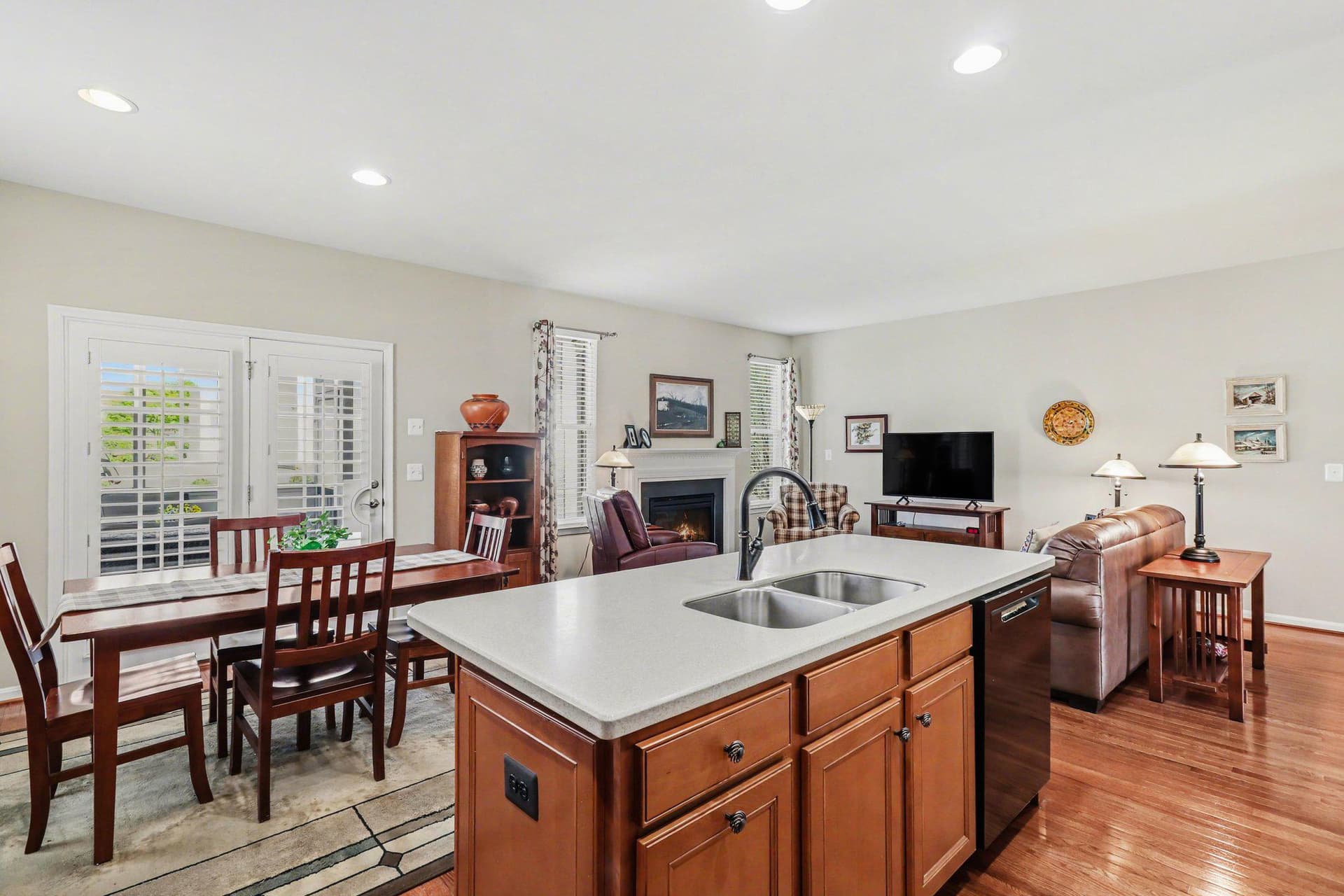 1 Dabney Court photo 4