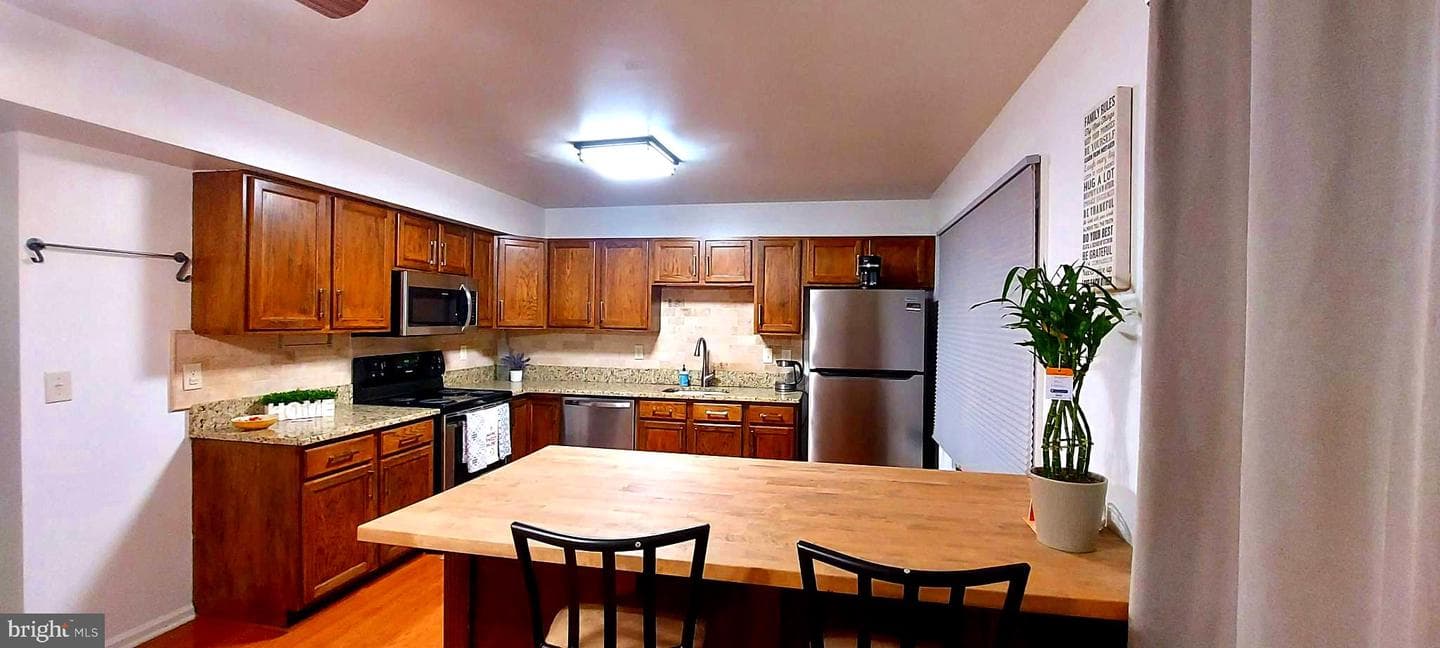 104 Rolling Hill Court photo 9