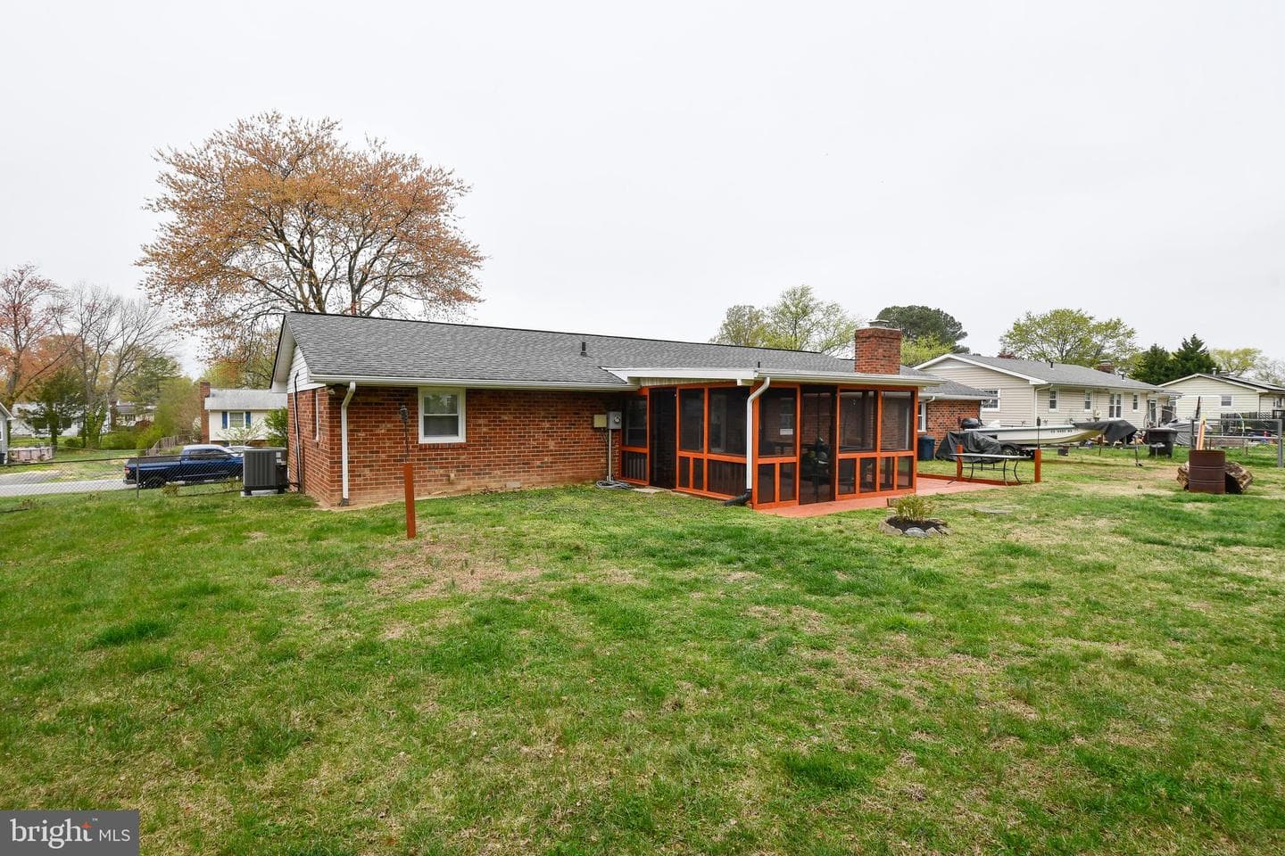 716 Edwards Drive photo 6