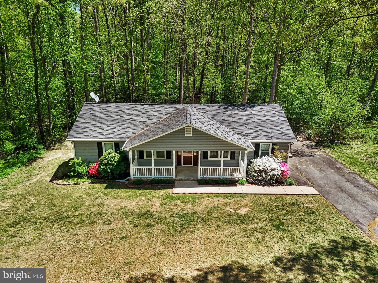 64 Hillcrest Drive photo 31