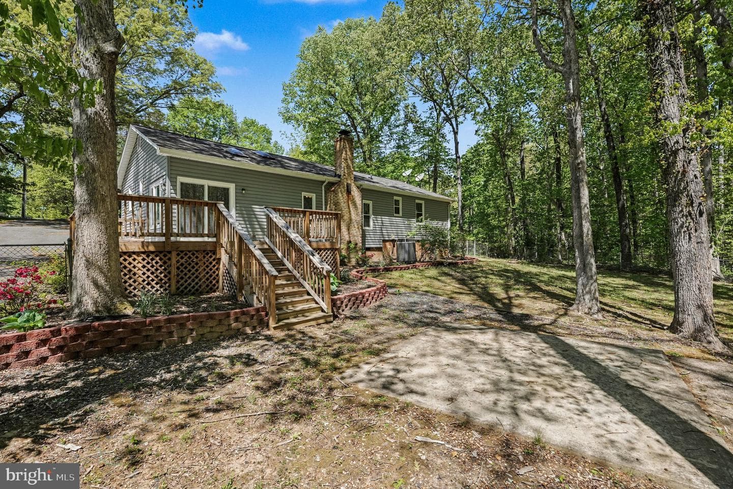 64 Hillcrest Drive photo 35